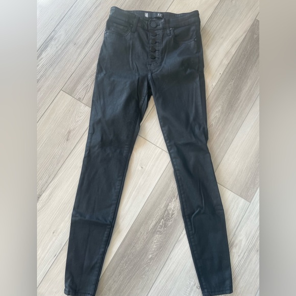 Jeans - Picture 3 of 5